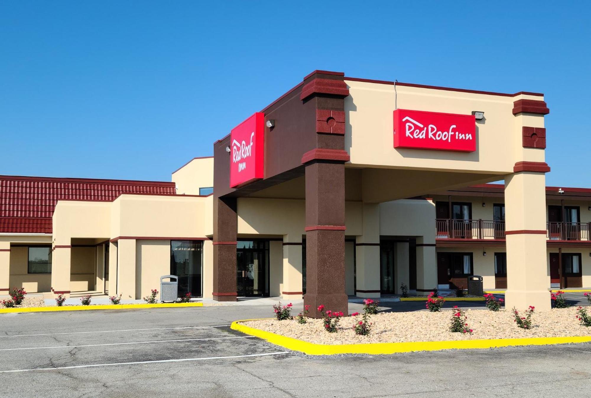 Red Roof Inn Staunton Esterno foto